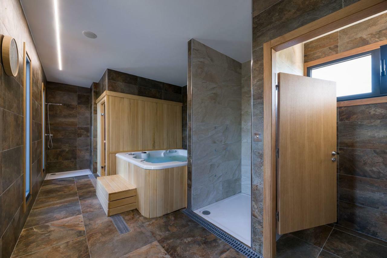 Hotel A Curuxa Wellness Арсуа Екстер'єр фото